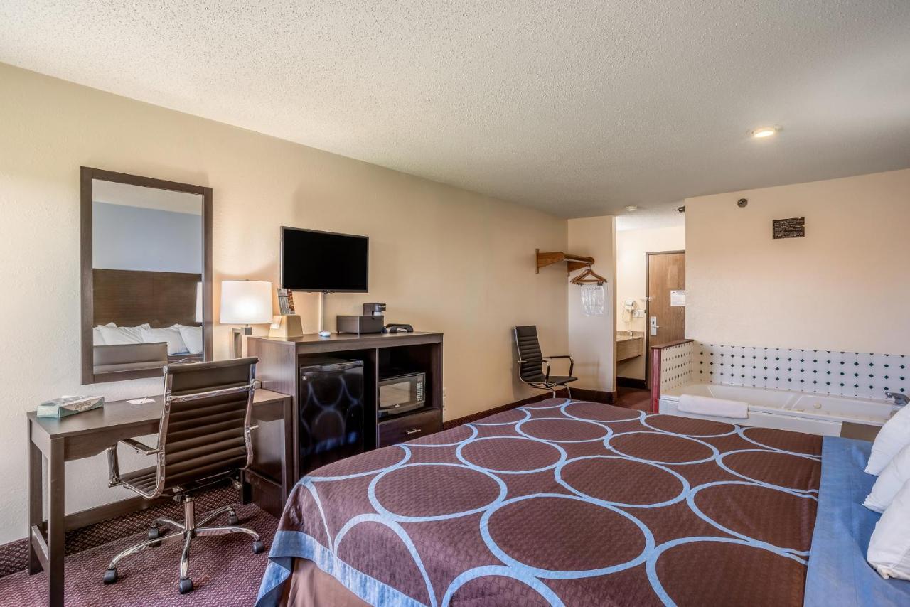 Super 8 By Wyndham Galesburg Exterior foto